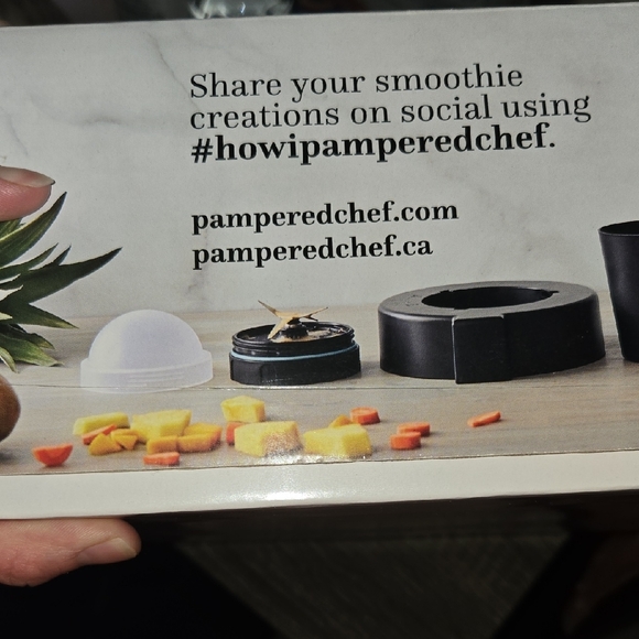Pampered Chef Black and Clear Blender Accessory Set - Picture 2 of 2